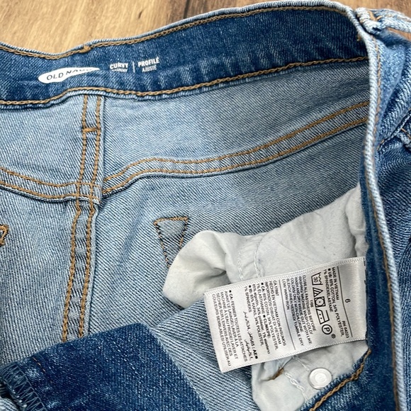 Old Navy Jeans - Picture 2 of 2